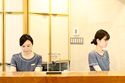 受付正面