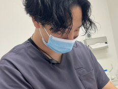 歯科医師 小林 秀治